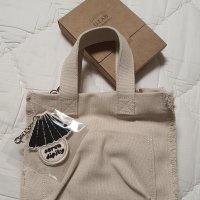 review of 아트박스 디랩 D LAB 달거울증정 탄생석 Lily bag -