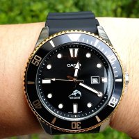 review of Casio Mens Dive Style Watch Black-Gold MDV106G-1AV 663745