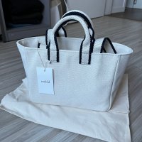 review of [언폴드] Seersucker Padded Bag (Blue Stripe) 85