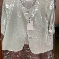 review of AVANDRESS Jenny Tweed Crop Jacket