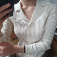 review of 얀13 BASIC OPEN COLLAR KNIT KHAKI