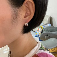 review of HEI Hei 박세완 신현지 이현이 태연 onyx ball earring