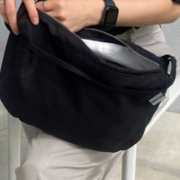 review of 무쿠앤에보니 Lithe Bag _ Pistachio