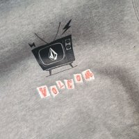 review of Volcom Mountainside Pullover Sweatshirt