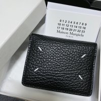 review of 메종마르지엘라 MAISON MARGIELA 스티치 키랑 카드 지갑 T8013 S56UI0128 P4455