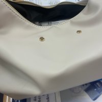 review of JEDREFEB5 플리 하프문백 Pli halfmoon bag