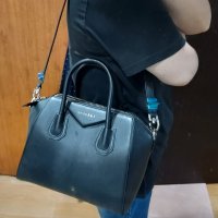 review of [GIVENCHY] [BOTTO] 지방시 안티고나 미듐 토트백 BB05118012 051 스크레치 더스트분실 여주아울렛