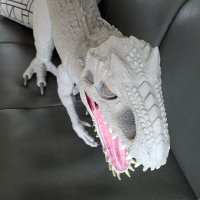 review of Jurassic World HBK73 - 자이언트 공룡 T-Rex 액션 피겨 초대형 장난감 길이 약 61cm 움직일 수 있는 관절 먹기 기능 4년 된  인도미누스 킹  하나의