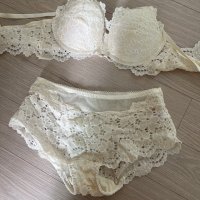 review of [라라누] Joan 2 Comfort-Volume Bralette Set