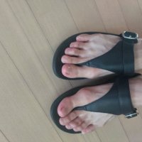 review of FITFLOP 핏플랍 그라시에 버클 토포스트 레더 쪼리 Light Tan -