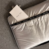 review of MATIN KIM GLOSSY SMART CLUTCH BIG BAG IN