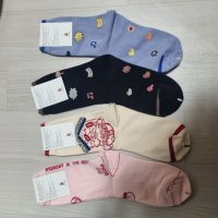 review of [아이헤이트먼데이]Glitter Socks Black