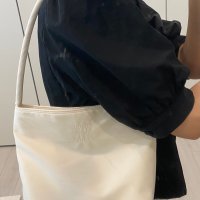 review of 무쿠앤에보니 Assezde Bag