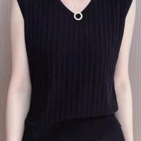 review of [틸아이다이] [예약배송]Raccoon V-neck knit top [2color]