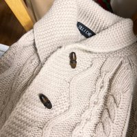 review of 에이마켓 Twist cable toggle Cardigan