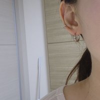 review of 헤이 Hei 츄 cherry one-touch earring
