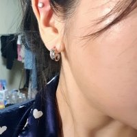 review of [헤이]humming heart earring: White