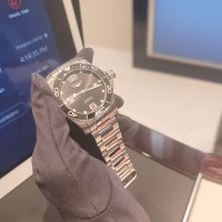 review of 론진 콘퀘스트 V.H.P GMT 흰판 43mm L3.728.4.76.6