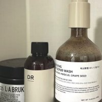 review of 이솝 제라늄 리프 바디 스크럽 180mL/6.1oz 비건 라벤더