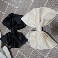 review of 엘리자베스 모먼트 Faux Leather Ribbon Hair Pin