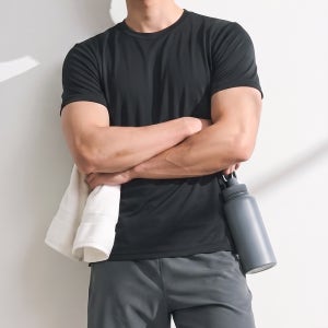 시원한 쿨론 매쉬 남자 반팔티 기능성 헬스복 냉감 티셔츠 여름옷 반팔 무지 빅사이즈