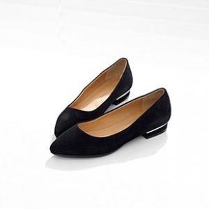 심플해서 어떤옷에도 매칭가능한 플랫단화