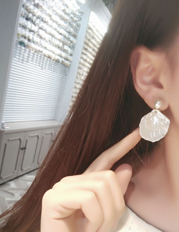 <b><p>stone Cubic Pearl embroidery buttfly Dp Unknown</p></b><b><p>ストーン キュービック 真珠 刺繍 蝶 ドロップ オンバル ランス ウンチム イヤリング</p></b><br /><br /><p align='center'>