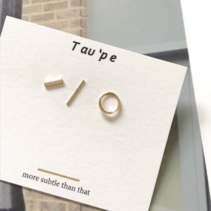 토프 심플 언발 이어링 - 14k 원형 스틱 언발란스 데일리 금 귀걸이 (낱개 판매)