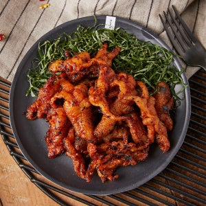 국내산 무뼈 닭발 250g 통뼈 닭발 직화 매운 술안주 야식 캠핑음식