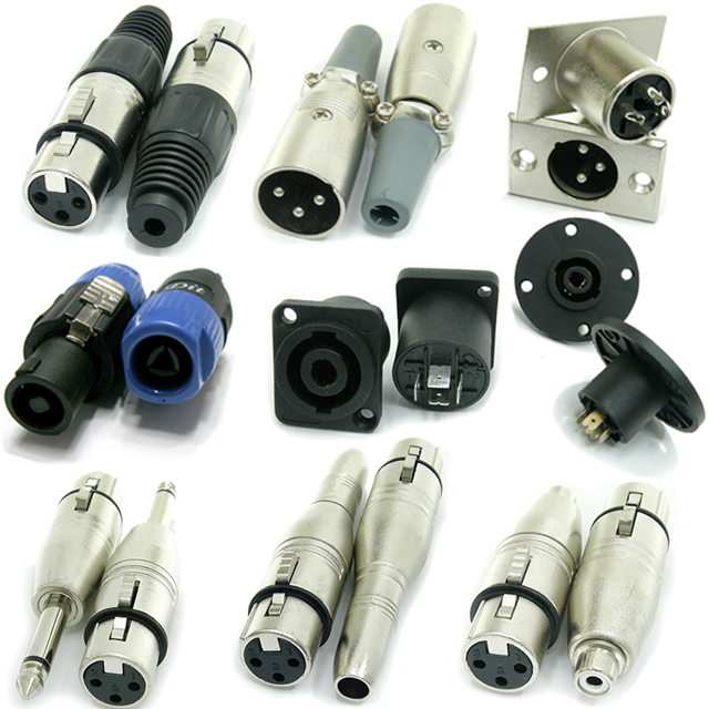 XLR 케이블 연결