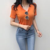 부드러운 브이넥티셔츠