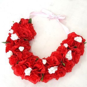 로즈 꽃목걸이 레드 장미 조화 ( 축하 선물 졸업식 화환 임관식 )