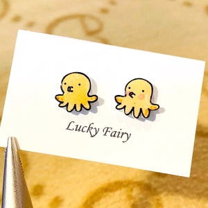 뿌뿌 아기문어 손그림 귀걸이, 행운요정