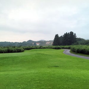 제주도여행패키지 제주항공권패키지 해안풍경 뉴싼타페DM 7인제주여행9월 제주공항에서서귀포