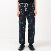 피스메이커 PAINTING TUCK LOOSE TAPERED JEAN