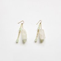 비베 Glowing Grass Earring A