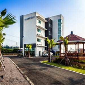 제주신화월드호텔 디럭스 킹 올뉴K7 3박4일제주도항공권 울산에서제주도항공권