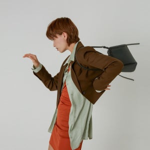 [뉸네] [NUNNE] Marion Bag Deep Green