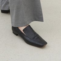 [누트]20mm Tilda Croc-Minimal Loafer (Black)