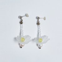 텐바이텐 로울 crystal freesia earrings