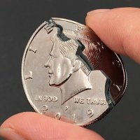 동전마술도구 쪼개지는 동전 쉬운 마술소품 코인 트릭