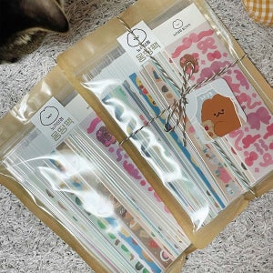 [스티커팩] 몽땅팩!, 뇨리상점