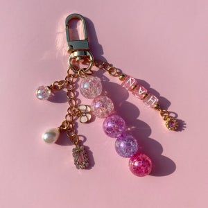 영롱한 빛의 키링 에어팟 버즈 지동차키, 더군자