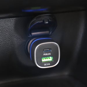 불스원 2포트 PD 초고속 C타입 충전기3