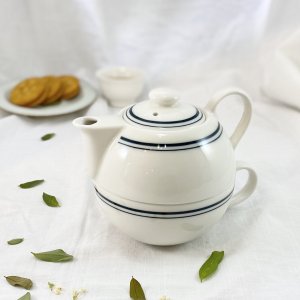 그린더블라인 핸드 페인팅 티포원, 그리다공방