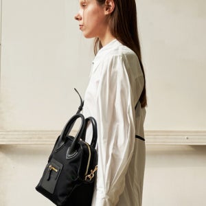 엠에프엔티 Play 3 Way Bag Bold Black 24k Small