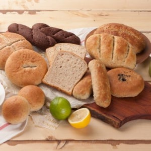 새싹을 발아시켜 만든 통밀빵 견과스틱빵 건강빵