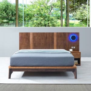 [스코나]와네타 호텔형 조명 원목 킹 침대(협탁 1개)