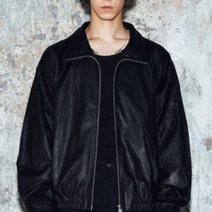 [도프제이슨] 오버핏 비건레더 윈드브레이커 자켓 (블랙) DJCOVWB004BLK