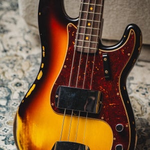 [2026 신년세일! (~1/31까지)] Fender Custom Shop Limited Edition 1960 Precision Bass Heavy Relic-3 Tone Sun